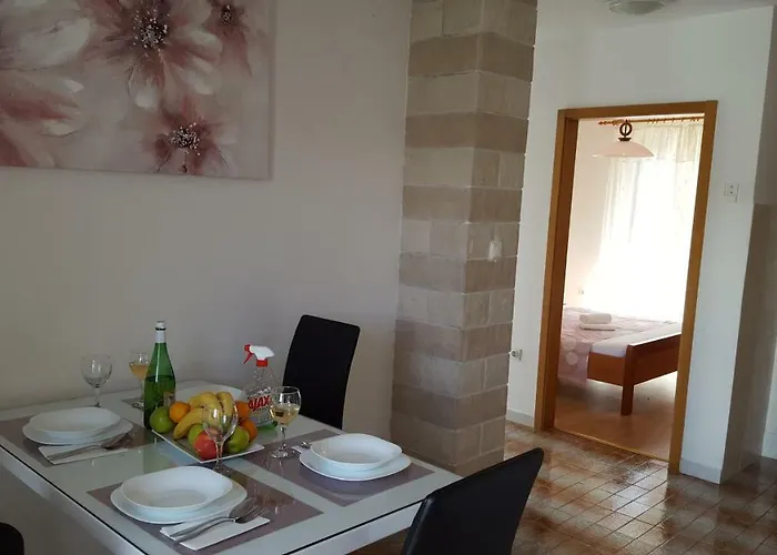 I & J Seric Appartement
