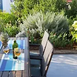 Apartamento I & J Seric *